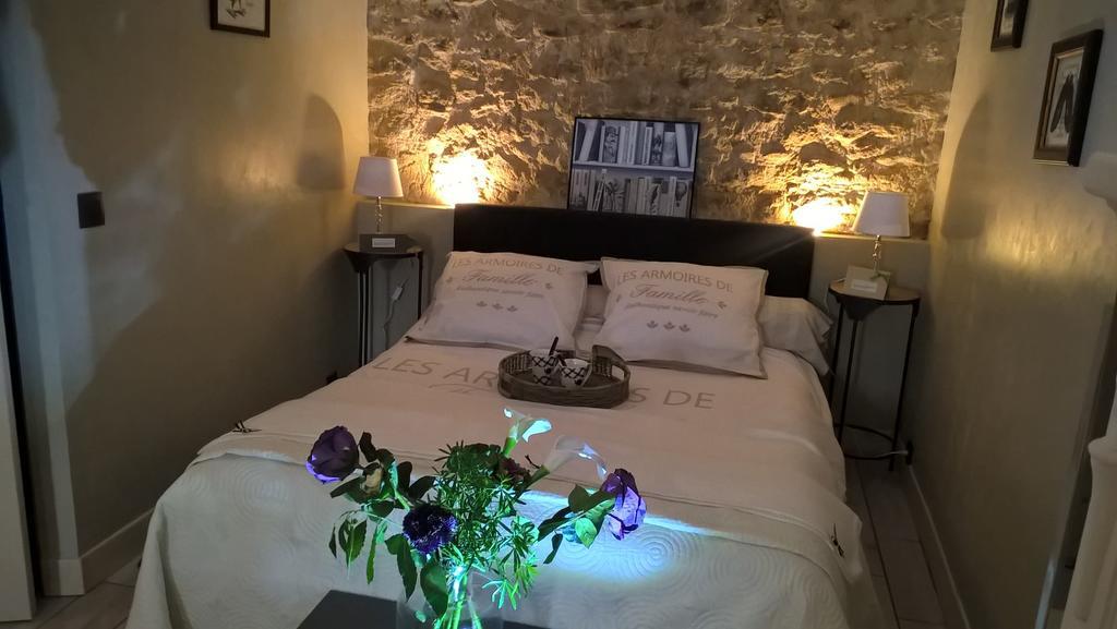 Le Clos Manceau Panzió Le Mans Kültér fotó