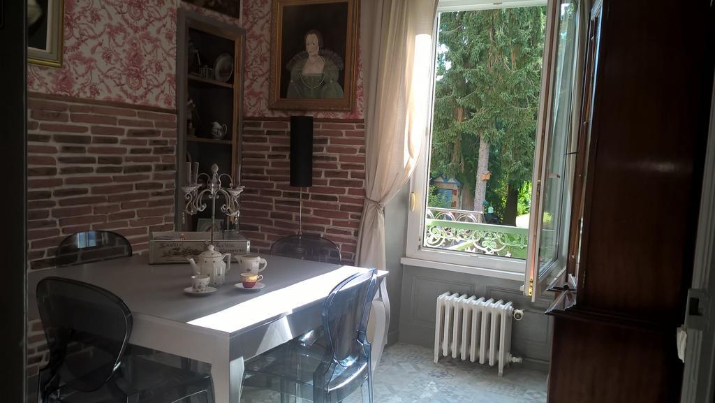 Le Clos Manceau Panzió Le Mans Kültér fotó
