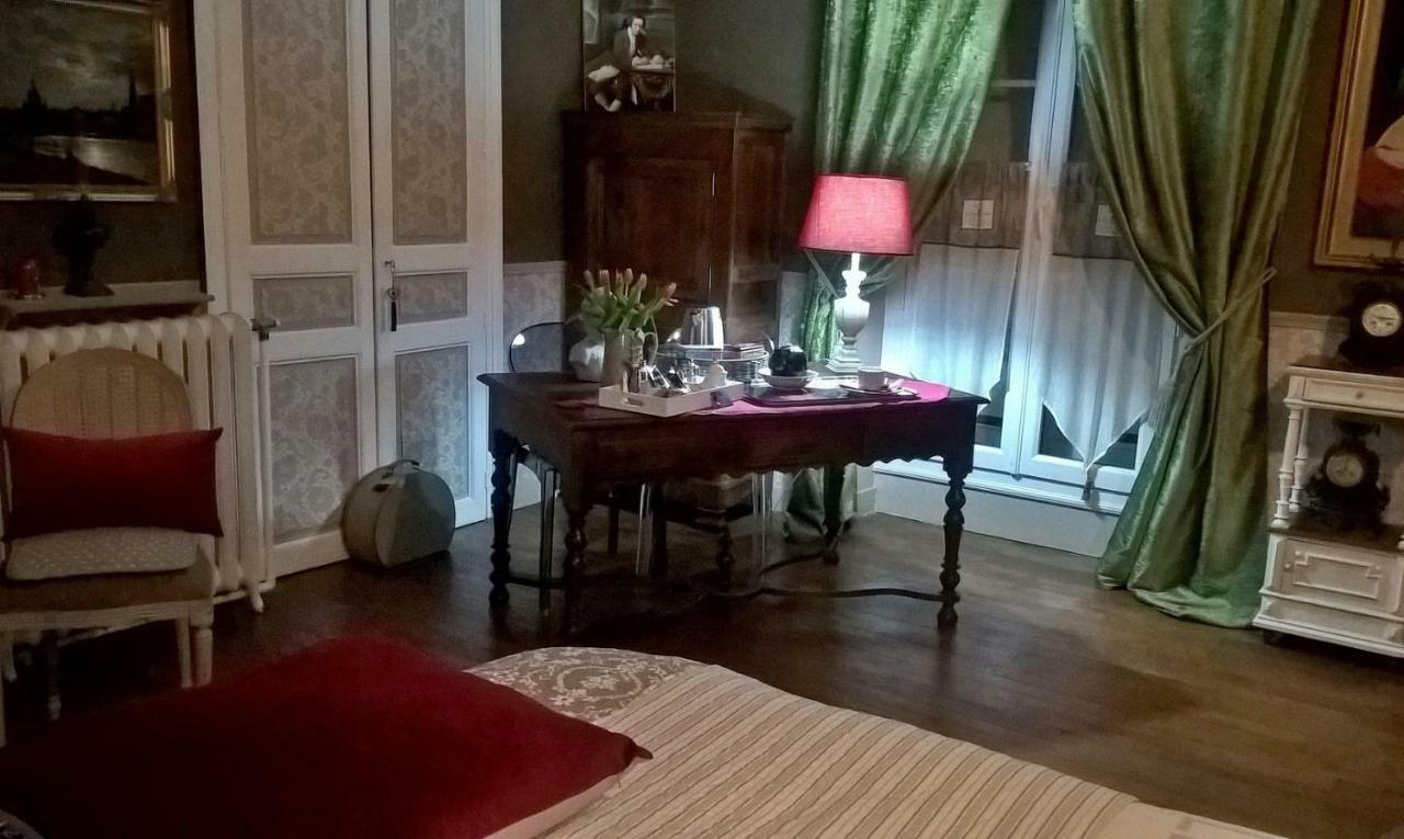 Le Clos Manceau Panzió Le Mans Kültér fotó